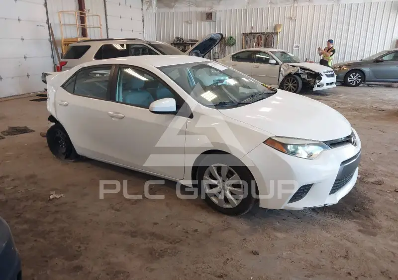 2015 Toyota COROLLA фото