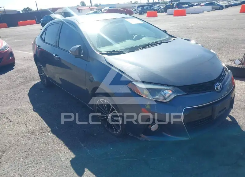 2015 Toyota COROLLA фото