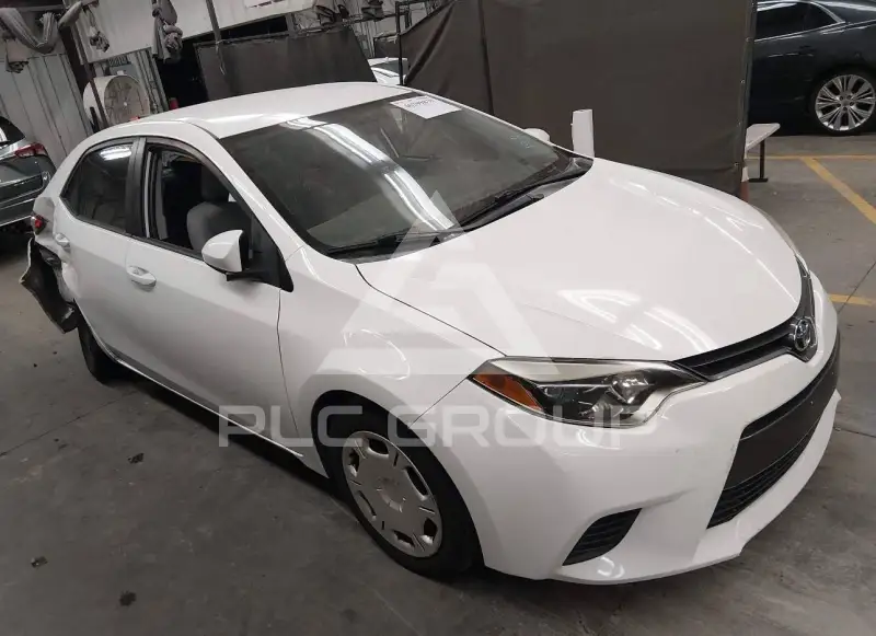 2015 Toyota COROLLA фото