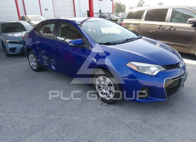 2015 Toyota COROLLA фото