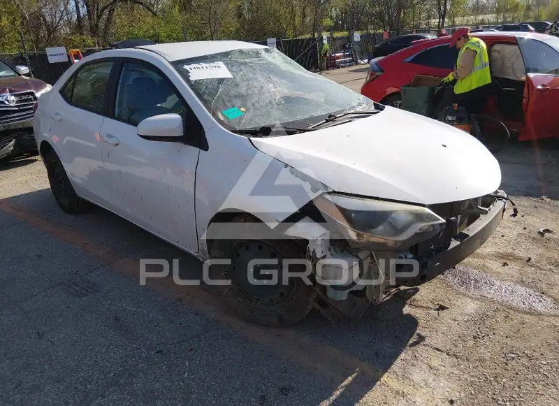 2015 Toyota COROLLA фото