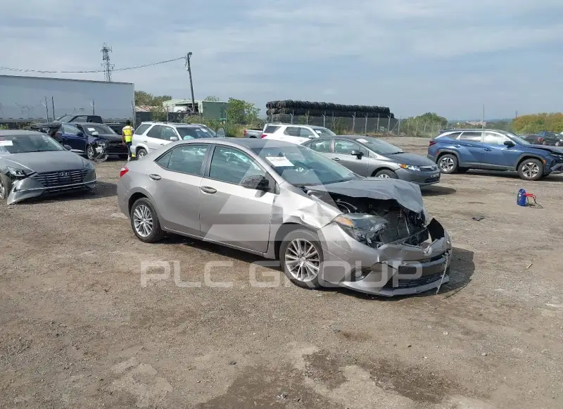 2015 Toyota COROLLA фото