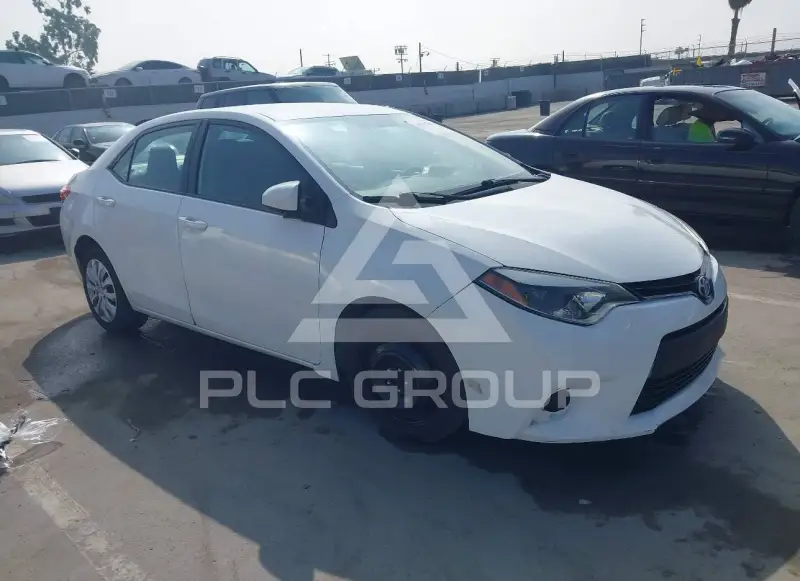 2015 Toyota COROLLA фото