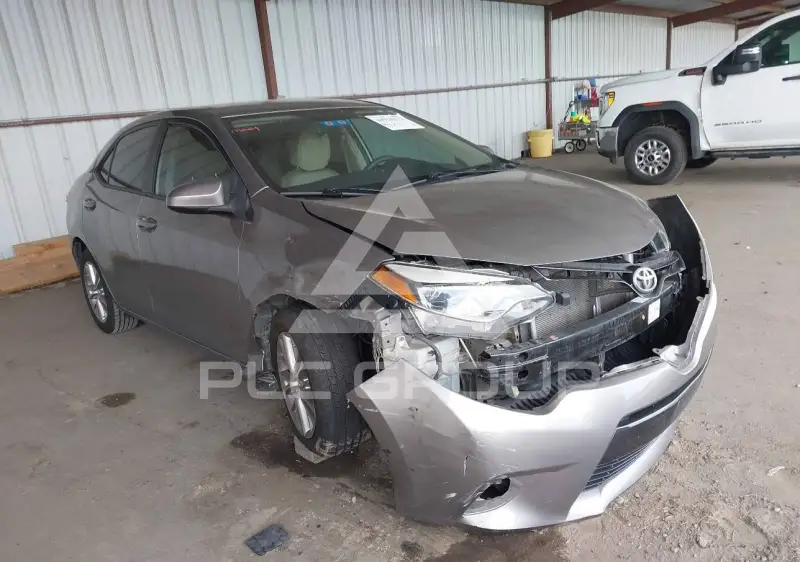 2015 Toyota COROLLA фото