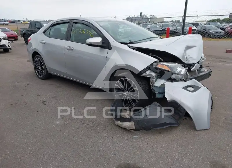 2015 Toyota COROLLA фото