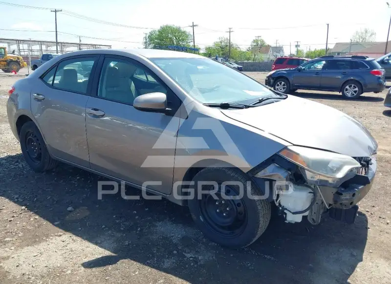 2015 Toyota COROLLA фото