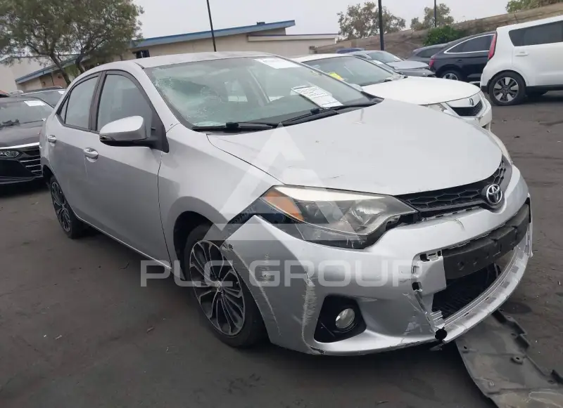 2015 Toyota COROLLA фото