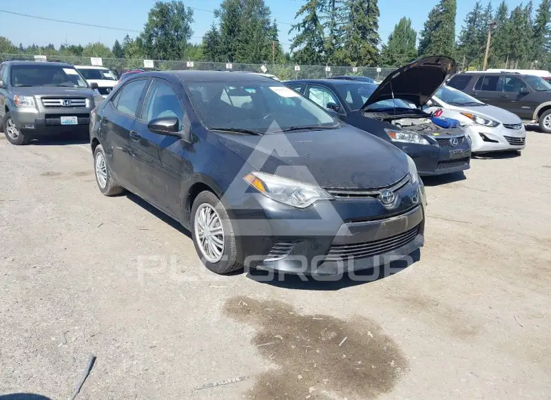 2015 Toyota COROLLA фото