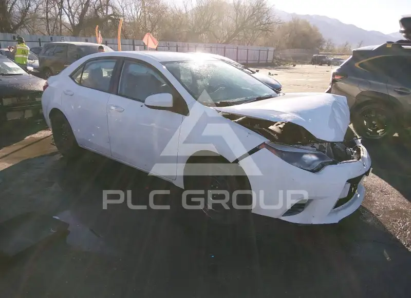 2015 Toyota COROLLA фото