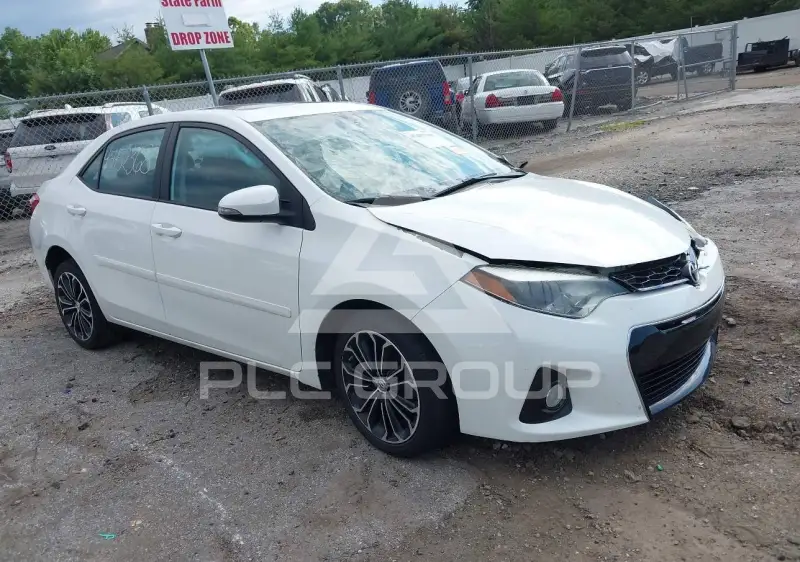 2015 Toyota COROLLA фото
