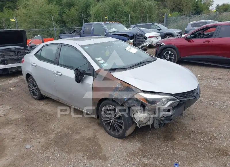 2015 Toyota COROLLA фото