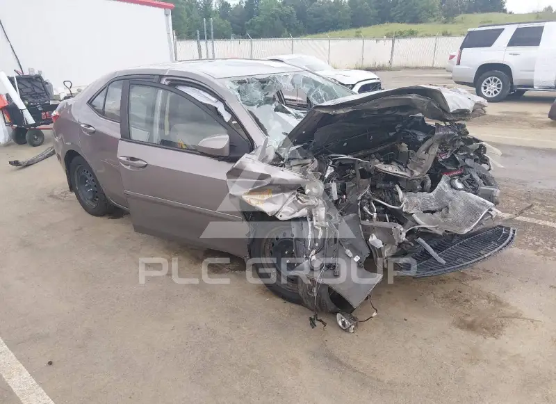 2015 Toyota COROLLA фото