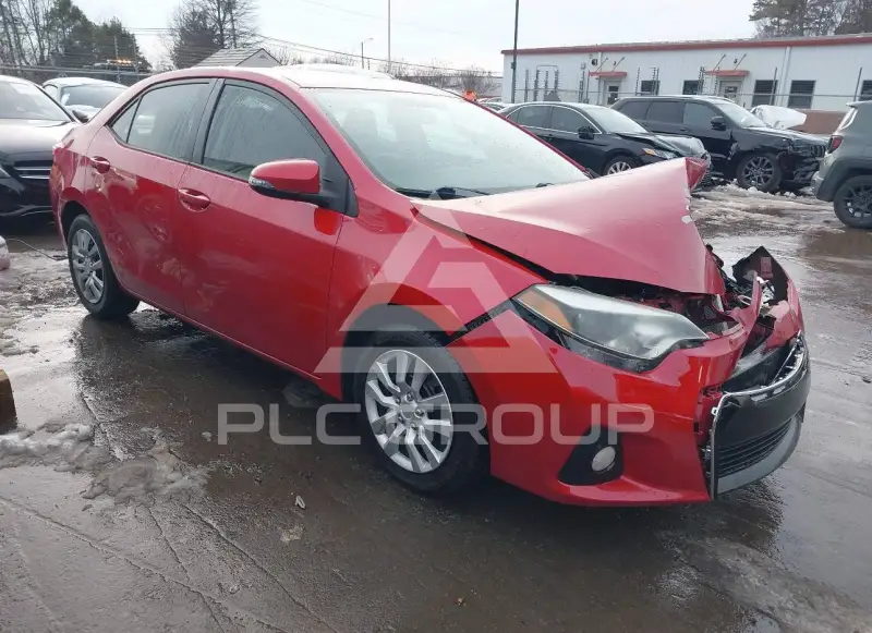 2015 Toyota COROLLA фото