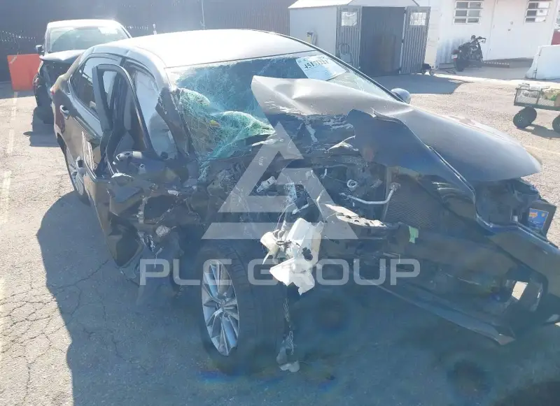 2015 Toyota COROLLA фото