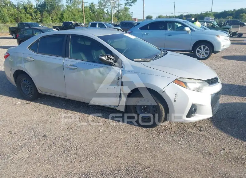 2015 Toyota COROLLA фото