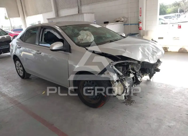 2015 Toyota COROLLA фото