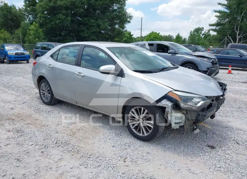 2015 Toyota COROLLA фото
