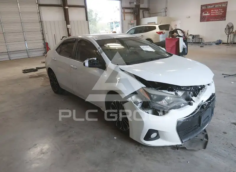 2015 Toyota COROLLA фото