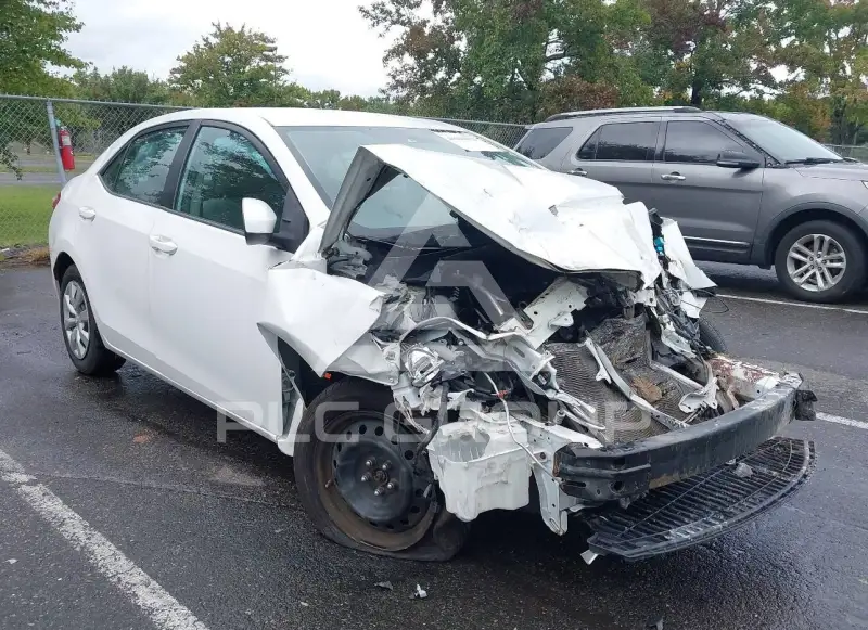 2015 Toyota COROLLA photo