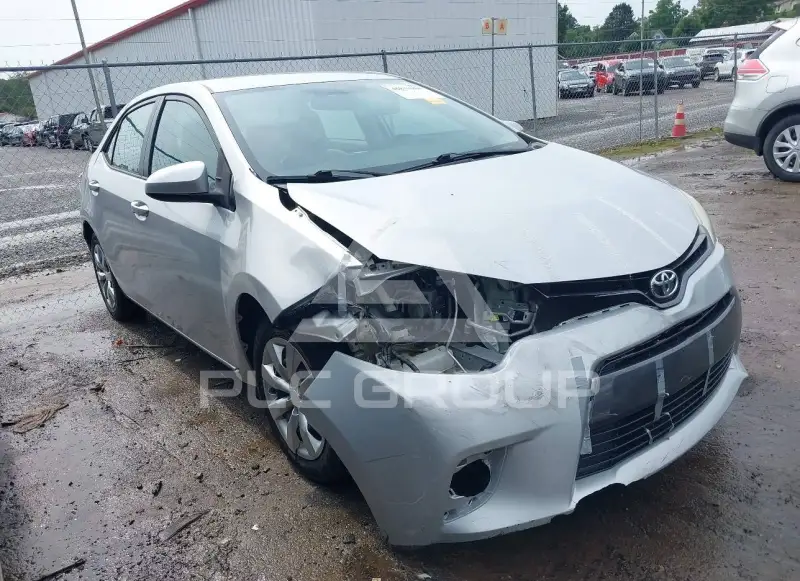 2015 Toyota COROLLA фото