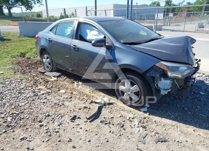 2015 Toyota COROLLA фото