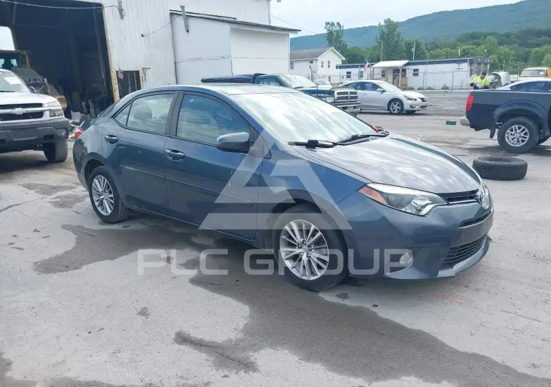 2015 Toyota COROLLA фото