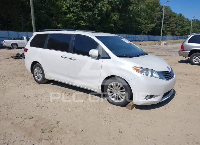 2015 Toyota SIENNA фото