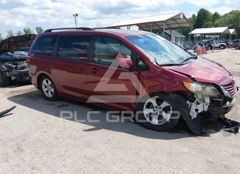 2015 Toyota SIENNA photo