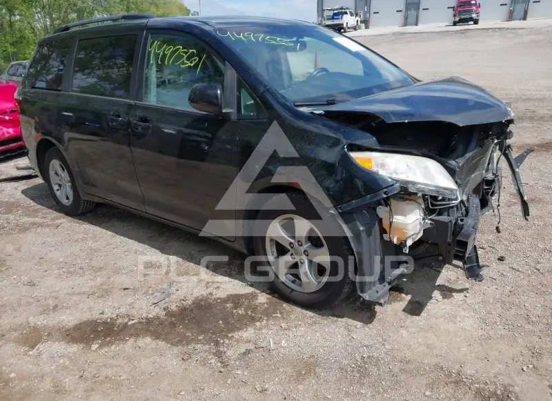2015 Toyota SIENNA фото