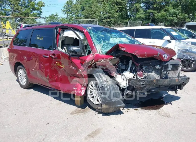 2015 Toyota SIENNA фото