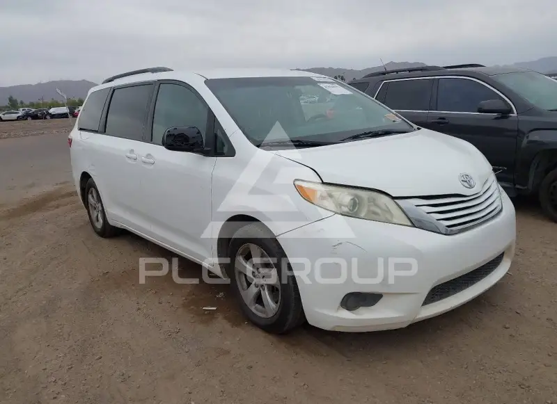 2015 Toyota SIENNA фото