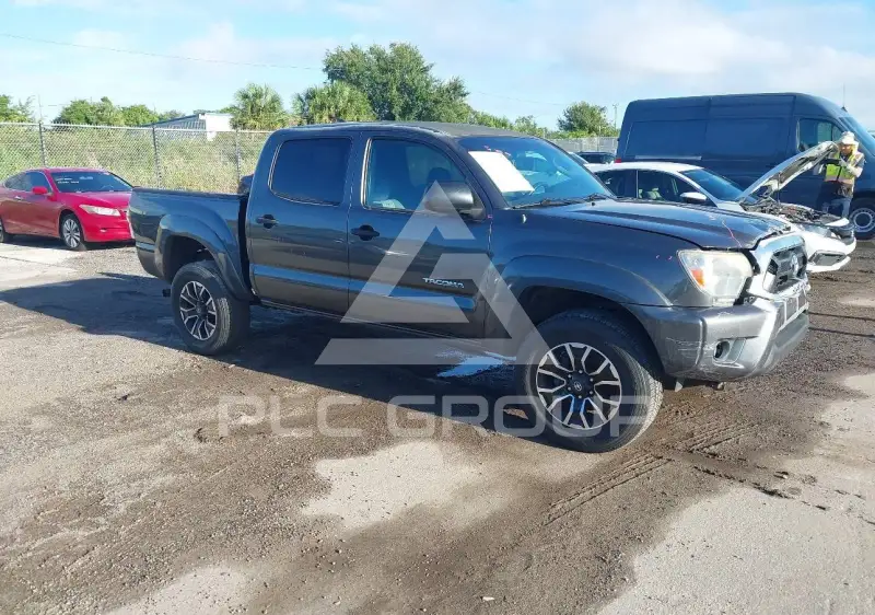2015 Toyota TACOMA photo