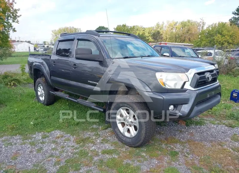 2015 Toyota TACOMA photo