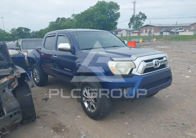 2015 Toyota TACOMA photo