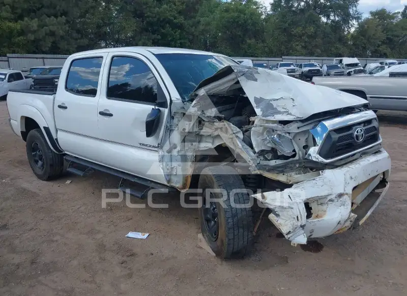 2015 Toyota TACOMA photo