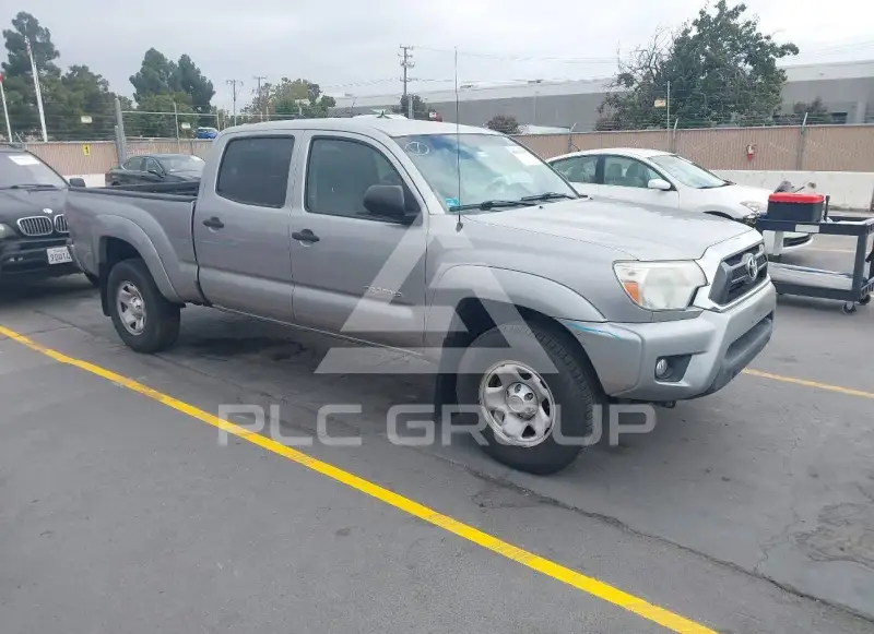 2015 Toyota TACOMA photo