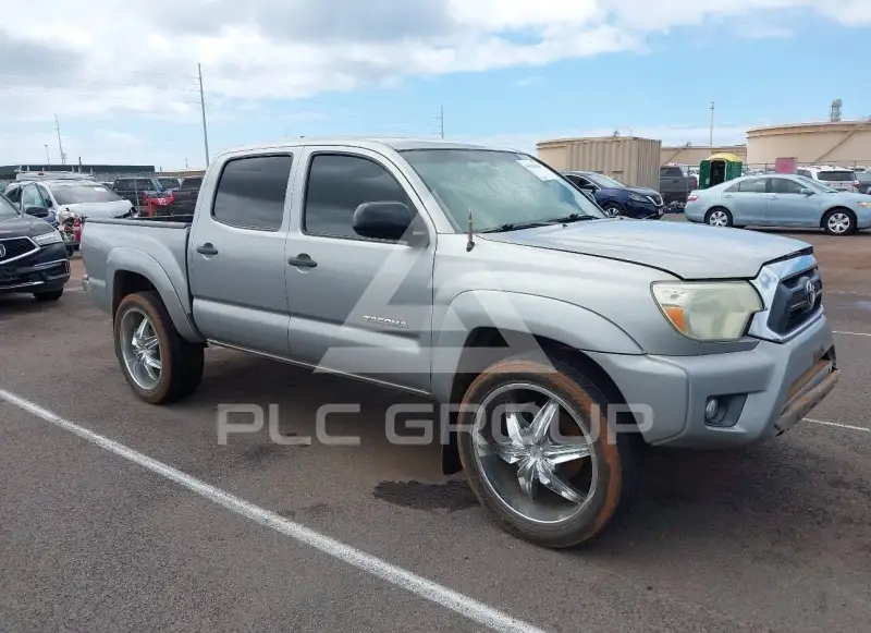 2015 Toyota TACOMA photo