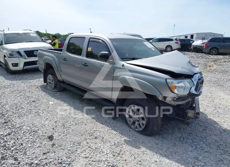2015 Toyota TACOMA photo