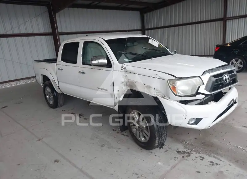 2015 Toyota TACOMA photo