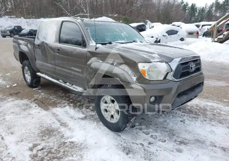 2015 Toyota TACOMA photo