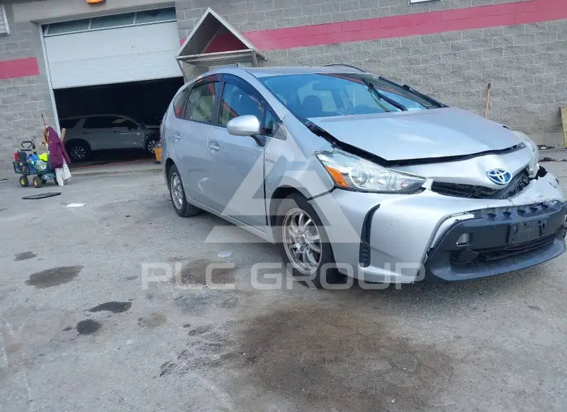 2015 Toyota PRIUS фото