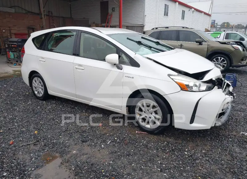 2015 Toyota PRIUS фото