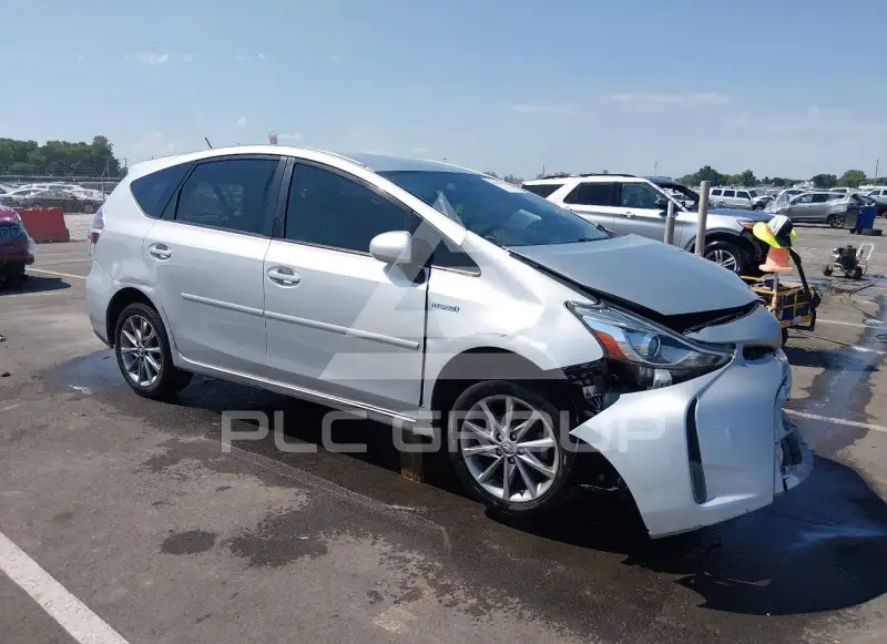 2015 Toyota PRIUS photo