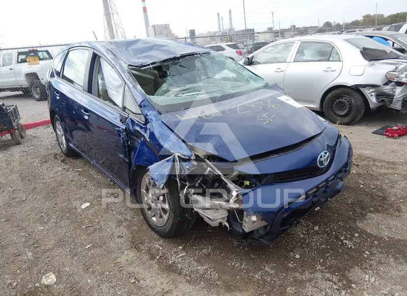 2015 Toyota PRIUS photo