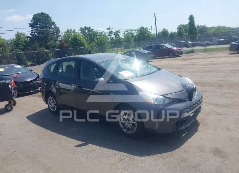 2015 Toyota PRIUS photo