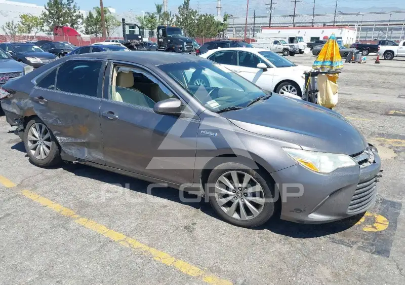 2015 Toyota CAMRY фото