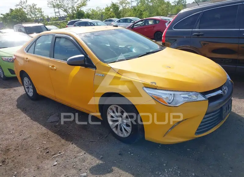 2015 Toyota CAMRY фото