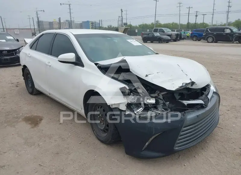 2015 Toyota CAMRY фото