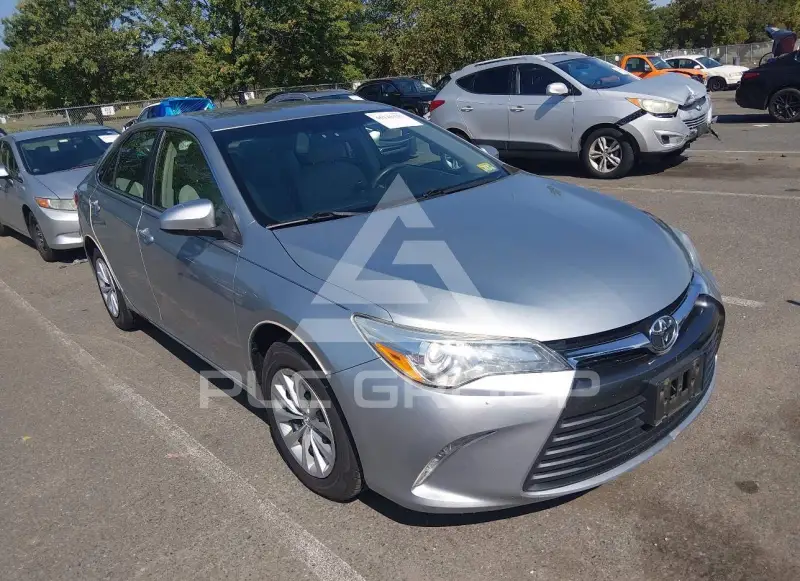 2015 Toyota CAMRY photo