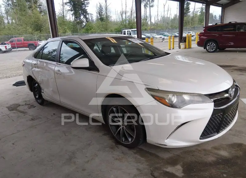 2015 Toyota CAMRY фото